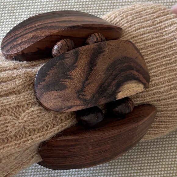 Wooden Bracelet - Picture 2 of 7